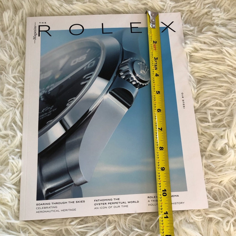 Rolex Table Book - Picture 6 of 8